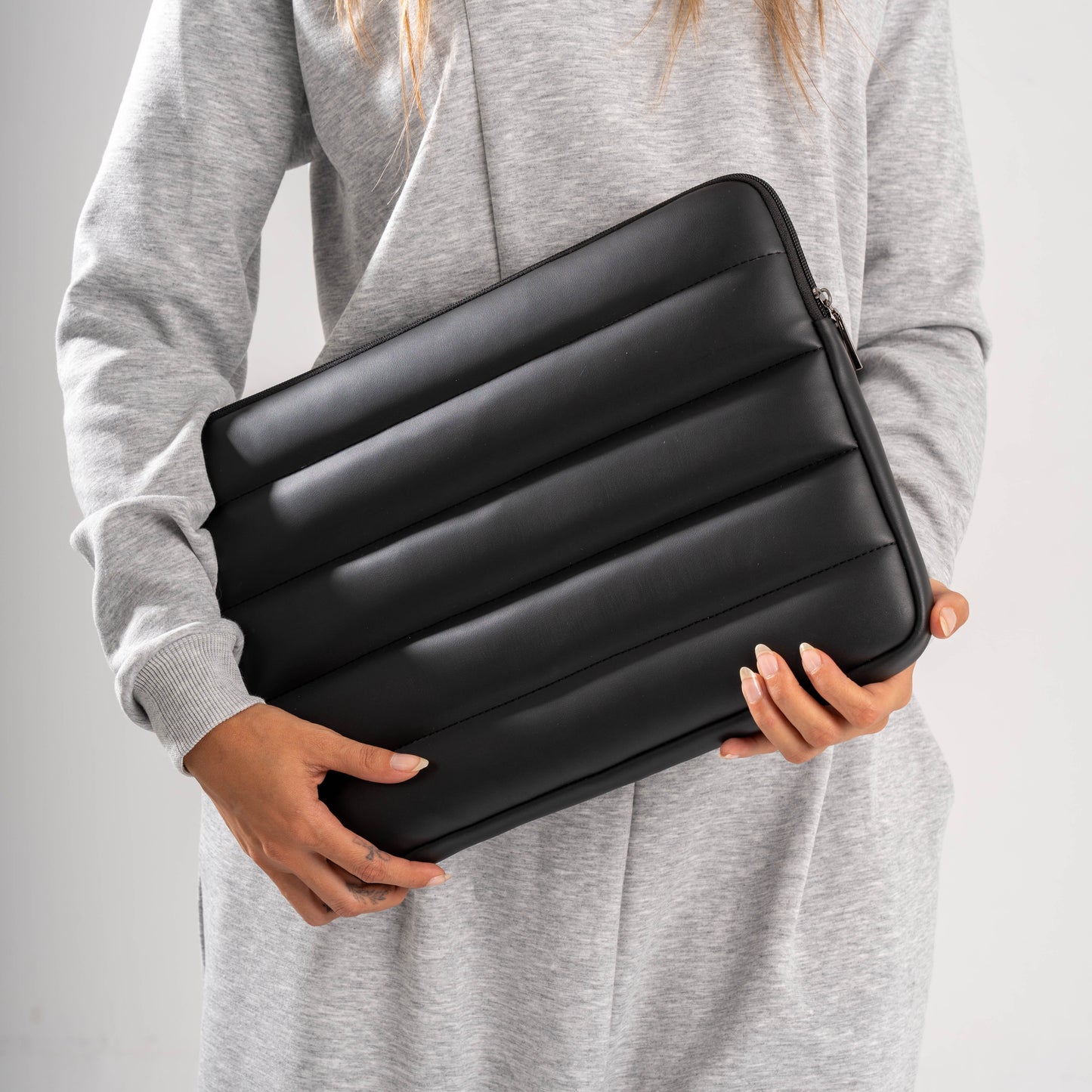 Buff Leather Laptop Sleeve Black